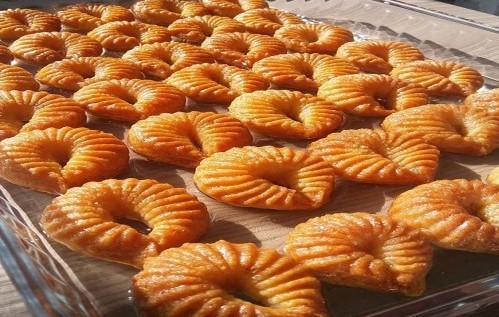 Tarak Tatlısı Nasıl Yapılır? Evde Kolay Tarak Tatlısı